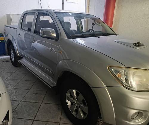 TOYOTA HILUX SW4 3.0 SRV 4X4 16V TURBO INTERCOOLER DIESEL 4P MANUAL